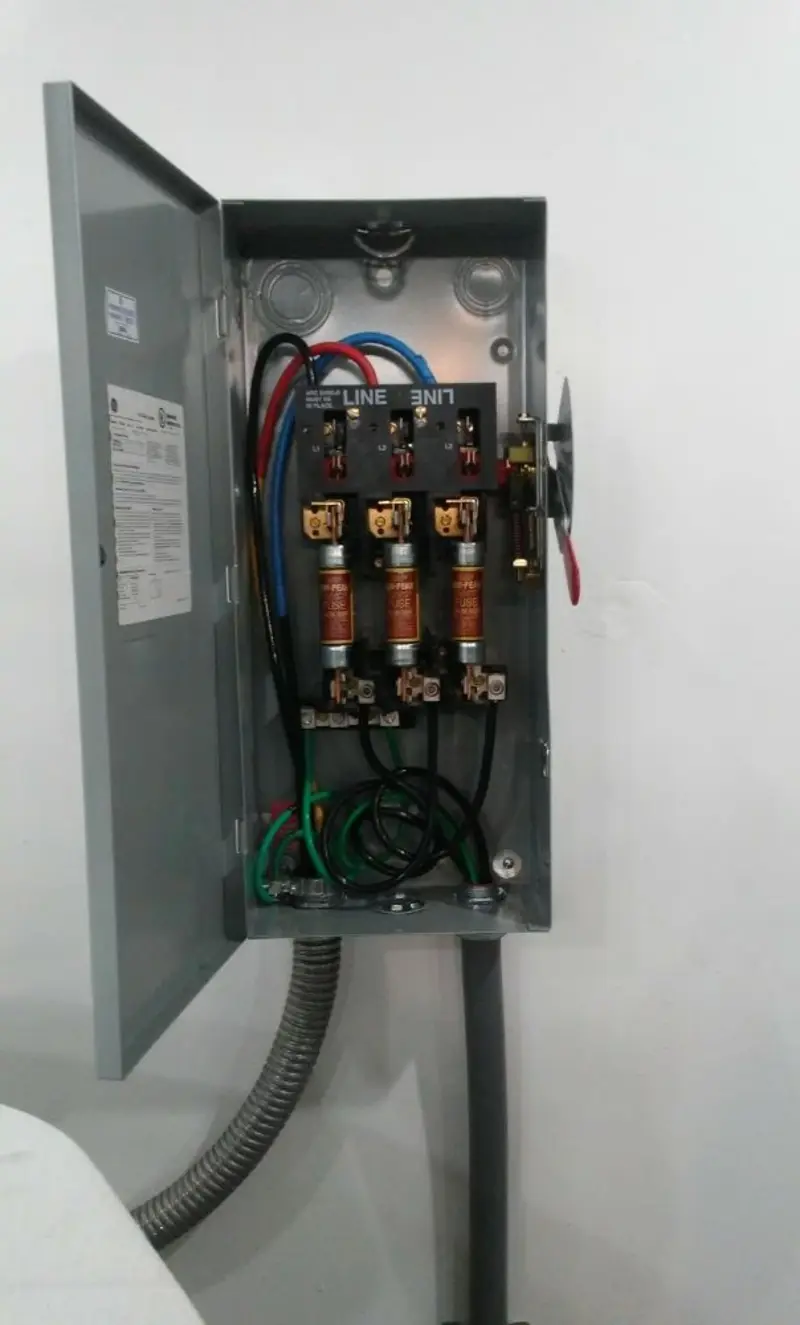 Three-phase disconnect switch installed for Electrical Wiring & Rewiring in Bacliff